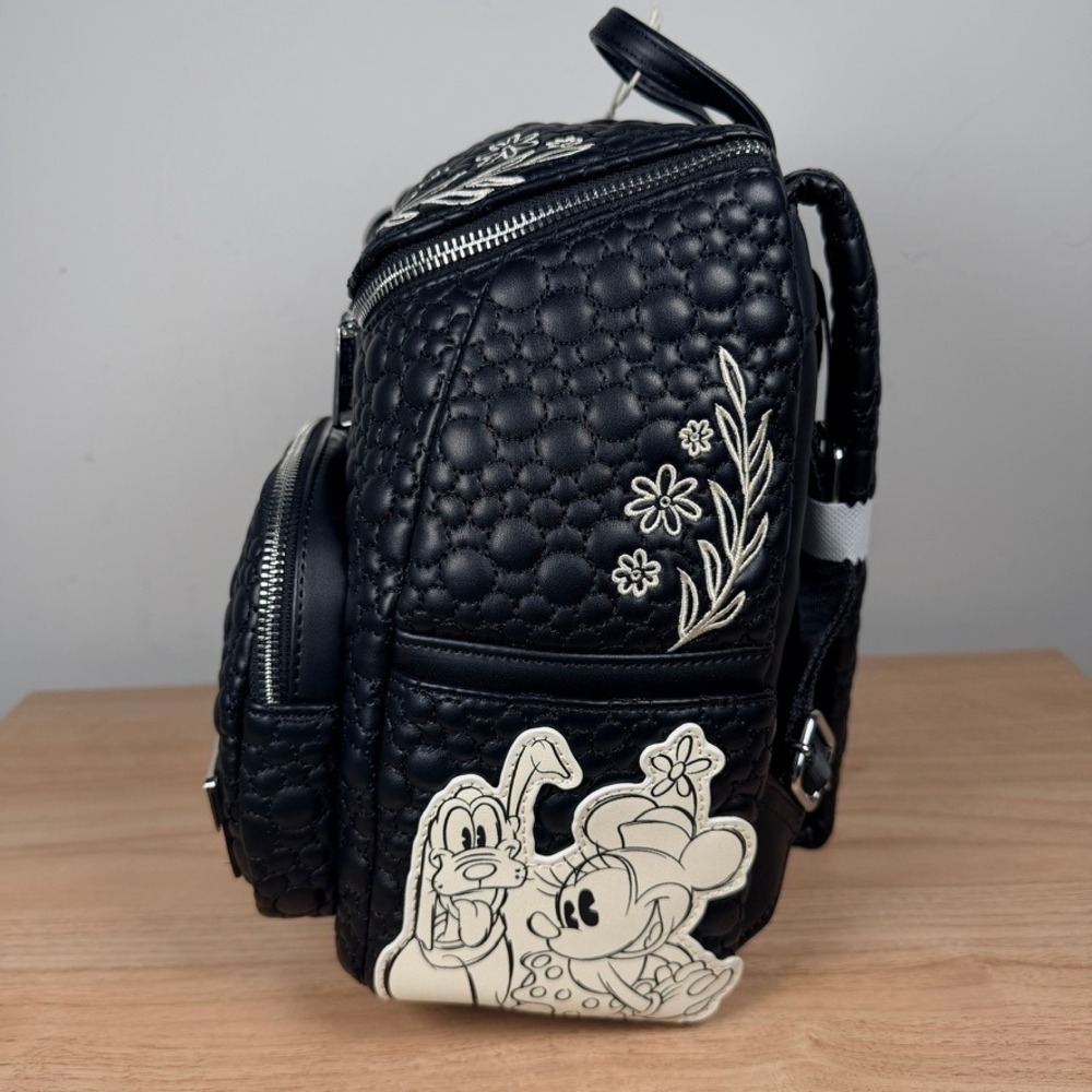 Loungefly Disney Artist Sketch Mini Backpack Black White Mickey Quilted WDBK3346 - Picture 4 of 9